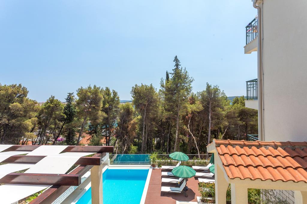 Villa Fani - Apartments In 特罗吉尔 外观 照片